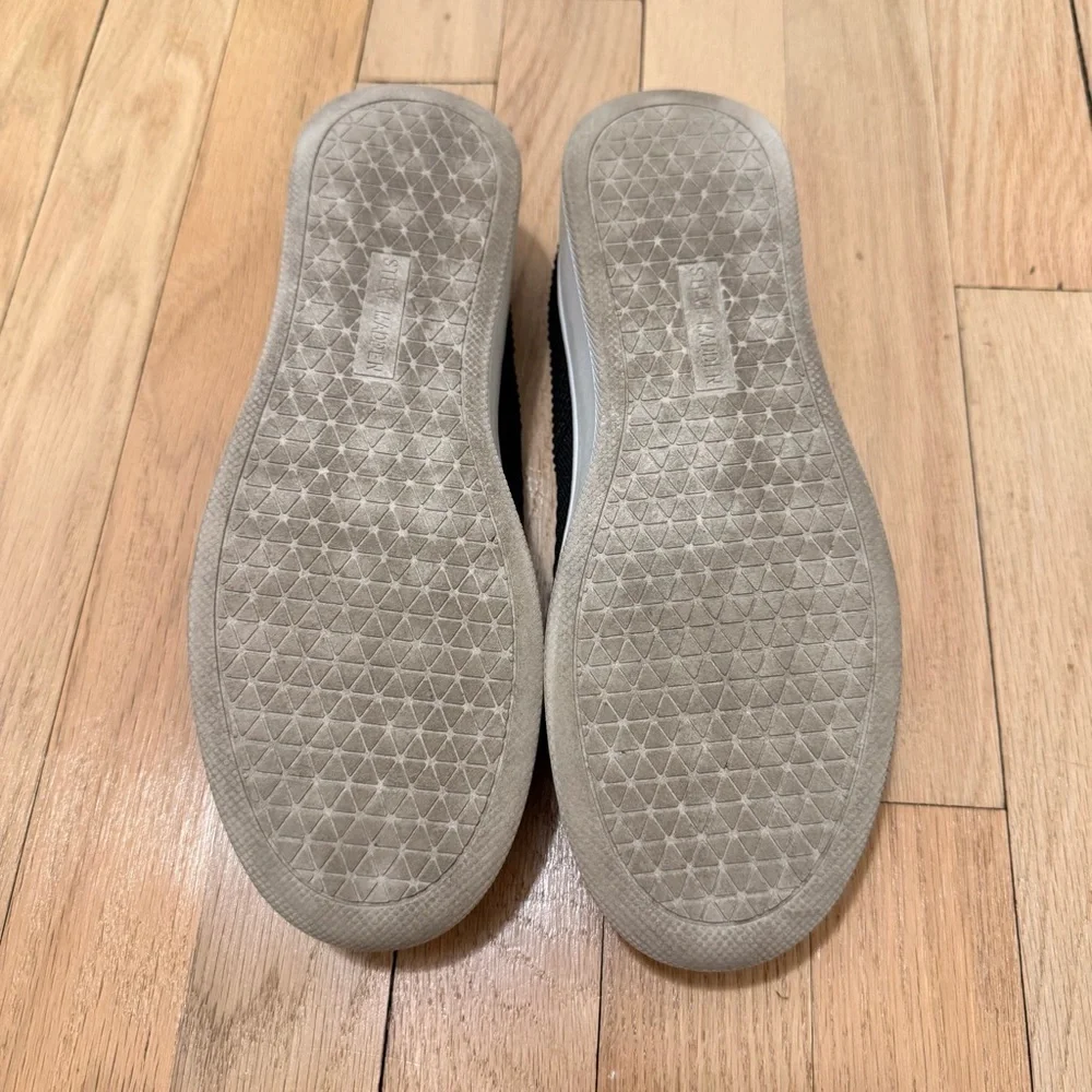 Steve Madden Black Knit Slip-On Sneakers Size 8